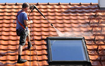 roof cleaning Llwyn